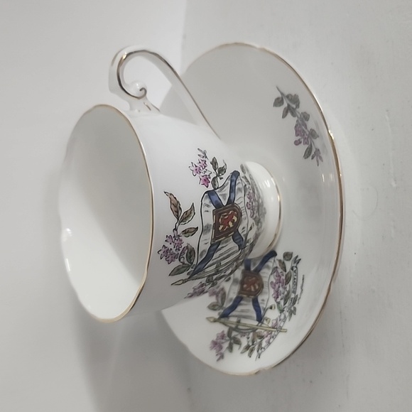 Royal Grafton Bone China Teacup and Saucer made in England - Picture 4 of 7